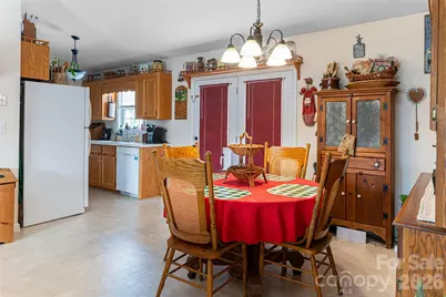 240 Taylor Circle, Granite Falls, NC 28630 - Photo 9