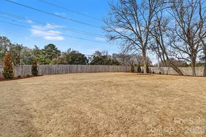 2852 Dorchester Place, Charlotte, NC 28209 - Photo 39