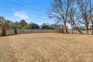 2852 Dorchester Pl, Charlotte, NC 28209 - Photo 39