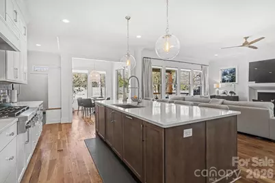 2852 Dorchester Place, Charlotte, NC 28209 - Photo 5