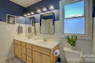 25 Madelyn Ln, Fairview, NC 28730 - Photo 15