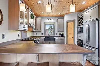 623 Mountain Vista Drive, Nebo, NC 28761 - Photo 23