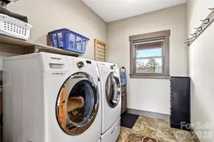 623 Mountain Vista Dr, Nebo, NC 28761 - Photo 19