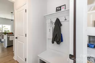 16018 River Tree Ln, Charlotte, NC 28278 - Photo 5