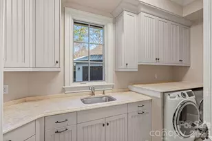 4901 Carmel Park Dr, Charlotte, NC 28226 - Photo 27