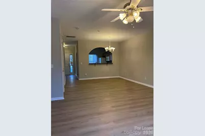 2224 Winthrop Chase Drive, Charlotte, NC 28212 - Photo 7