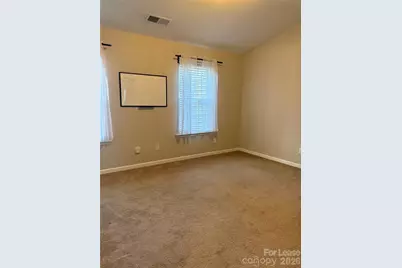 2224 Winthrop Chase Drive, Charlotte, NC 28212 - Photo 9