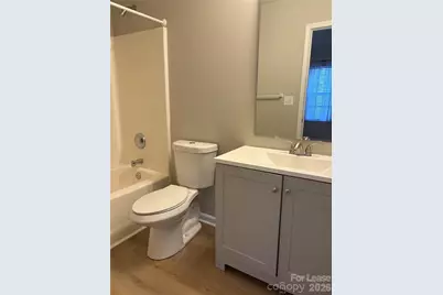 2224 Winthrop Chase Drive, Charlotte, NC 28212 - Photo 11