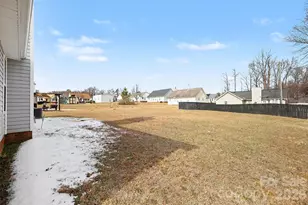 2015 Slater Springs Dr, Charlotte, NC 28216 - Photo 23