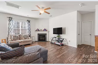 6204 Ellimar Field Lane, Charlotte, NC 28215 - Photo 9