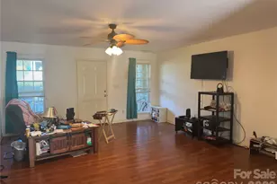 2627 Easter St, Maiden, NC 28650 - Photo 5