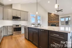 182 Waightstill Dr, Arden, NC 28704 - Photo 3