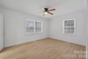 631 Townsend Ave, Gastonia, NC 28052 - Photo 17