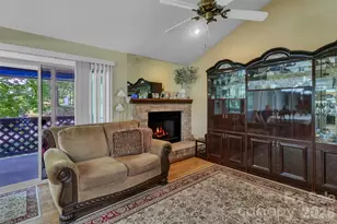 5839 Harris Grove Ln, Charlotte, NC 28212 - Photo 3