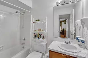 5839 Harris Grove Ln, Charlotte, NC 28212 - Photo 11