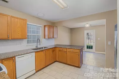 3230 Richway Court, Charlotte, NC 28216 - Photo 7