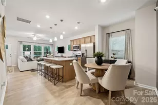 6514 Harlech St, Charlotte, NC 28269 - Photo 7