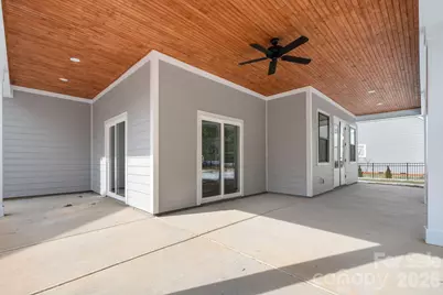 1207 39th Avenue NE, Hickory, NC 28601 - Photo 33