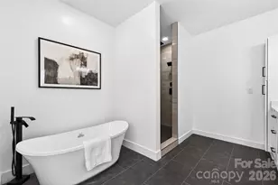 1207 39th Avenue NE, Hickory, NC 28601 - Photo 21