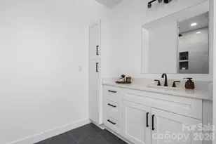 1207 39th Avenue NE, Hickory, NC 28601 - Photo 25
