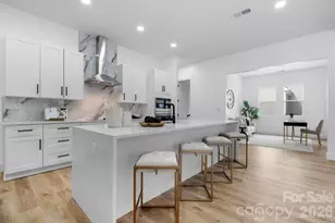 1207 39th Avenue NE, Hickory, NC 28601 - Photo 11