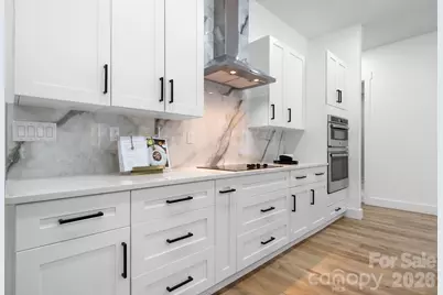 1207 39th Avenue NE, Hickory, NC 28601 - Photo 9