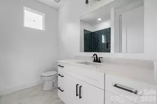 1207 39th Avenue NE, Hickory, NC 28601 - Photo 31