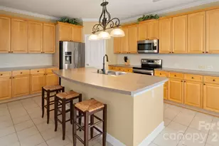 12304 McAllister Park Dr, Charlotte, NC 28277 - Photo 15