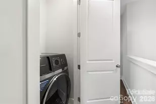 417 Prine Pl, Charlotte, NC 28213 - Photo 29