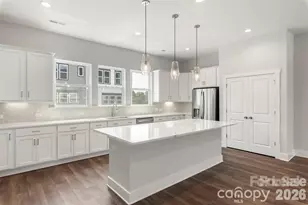 417 Prine Pl, Charlotte, NC 28213 - Photo 9