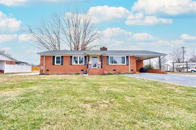 402 N Cherry Street, Cherryville, NC 28021 - Photo 1