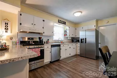 402 N Cherry Street, Cherryville, NC 28021 - Photo 15