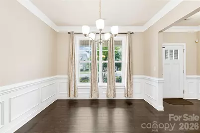 8813 Douglas Palace Court, Charlotte, NC 28278 - Photo 5