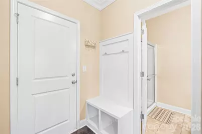 8813 Douglas Palace Court, Charlotte, NC 28278 - Photo 17