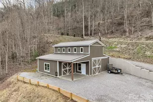 164 Flowing Hls Dr, Clyde, NC 28721 - Photo 35