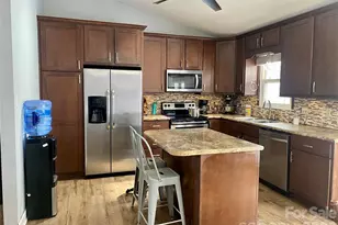 72 Pleasant Garden Dr, Taylorsville, NC 28681 - Photo 7