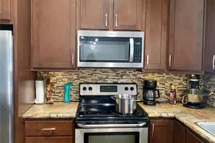 72 Pleasant Garden Dr, Taylorsville, NC 28681 - Photo 9