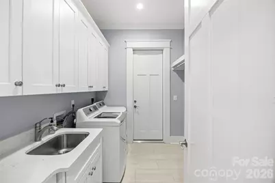 607 Dorothy Drive, Charlotte, NC 28203 - Photo 41