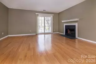 6116 Heath Ridge Ct, Charlotte, NC 28210 - Photo 3