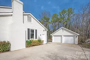 4017 Old Stone Rd, Charlotte, NC 28226 - Photo 3