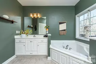 243 Scenic Ridge Dr, Hendersonville, NC 28792 - Photo 21