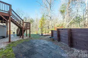 243 Scenic Ridge Dr, Hendersonville, NC 28792 - Photo 33