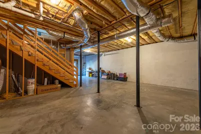 243 Scenic Ridge Drive, Hendersonville, NC 28792 - Photo 31