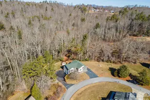 243 Scenic Ridge Dr, Hendersonville, NC 28792 - Photo 5