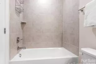 1275 N Caldwell St, Charlotte, NC 28206 - Photo 21