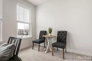 1275 N Caldwell St, Charlotte, NC 28206 - Photo 19