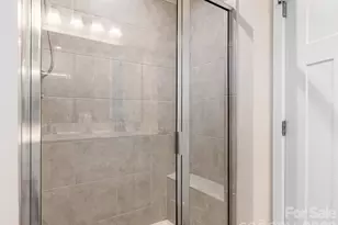 1275 N Caldwell St, Charlotte, NC 28206 - Photo 17