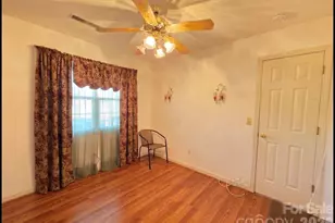 3313 Annie St, Dalzell, SC 29040 - Photo 9