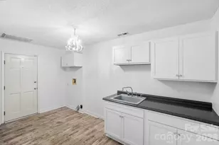 4316 Appaloosa Ln, Charlotte, NC 28215 - Photo 31