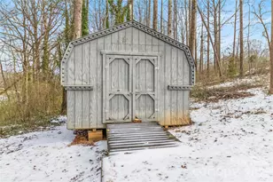 2474 Cedar Valley Dr, Conover, NC 28614 - Photo 41